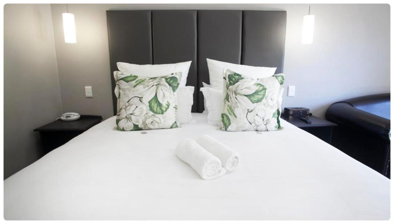 Ruslamere Hotel And Conference Centre Durbanville Eksteriør billede