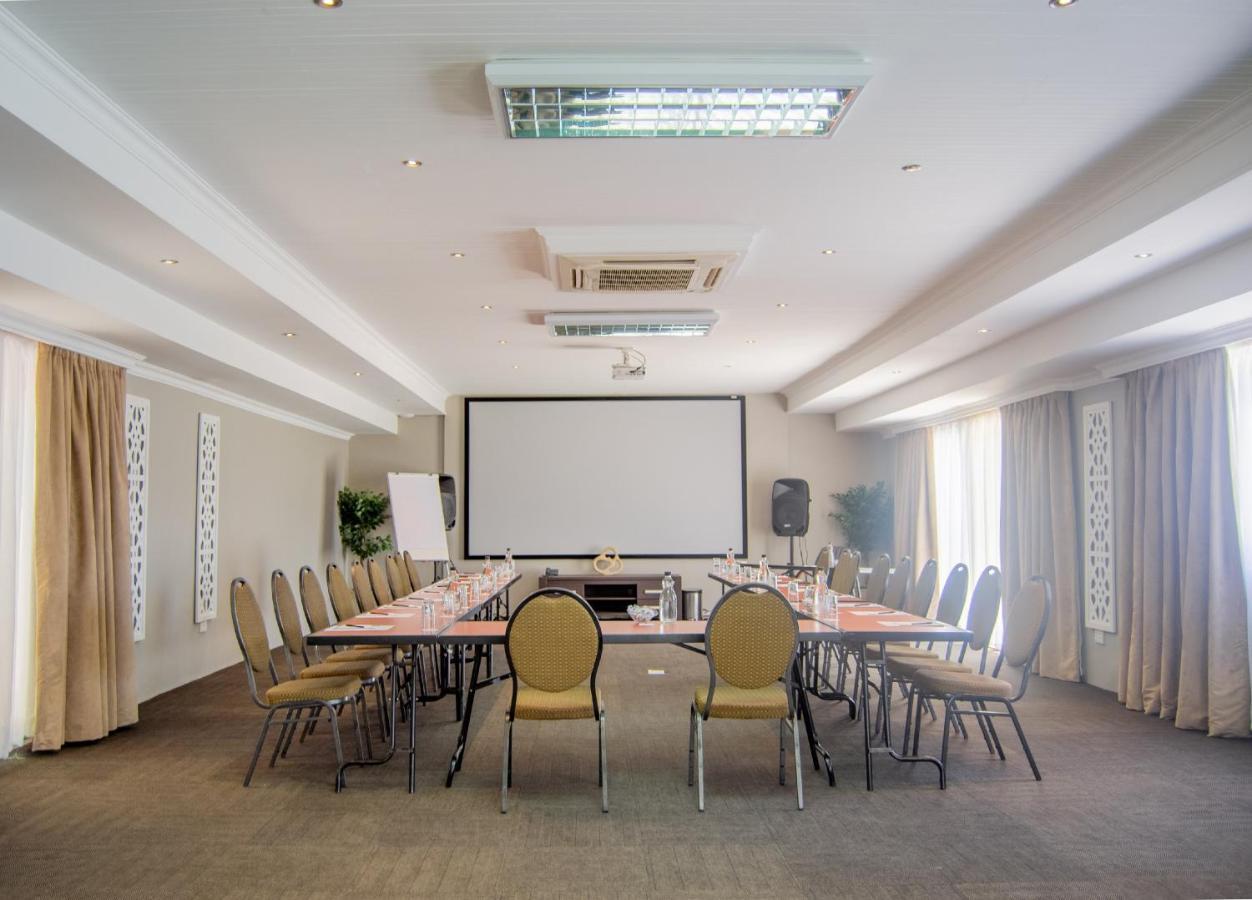 Ruslamere Hotel And Conference Centre Durbanville Eksteriør billede